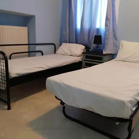 Mike House Apartman *